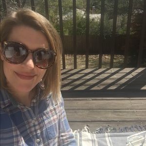 Meet your Posher, Maribeth